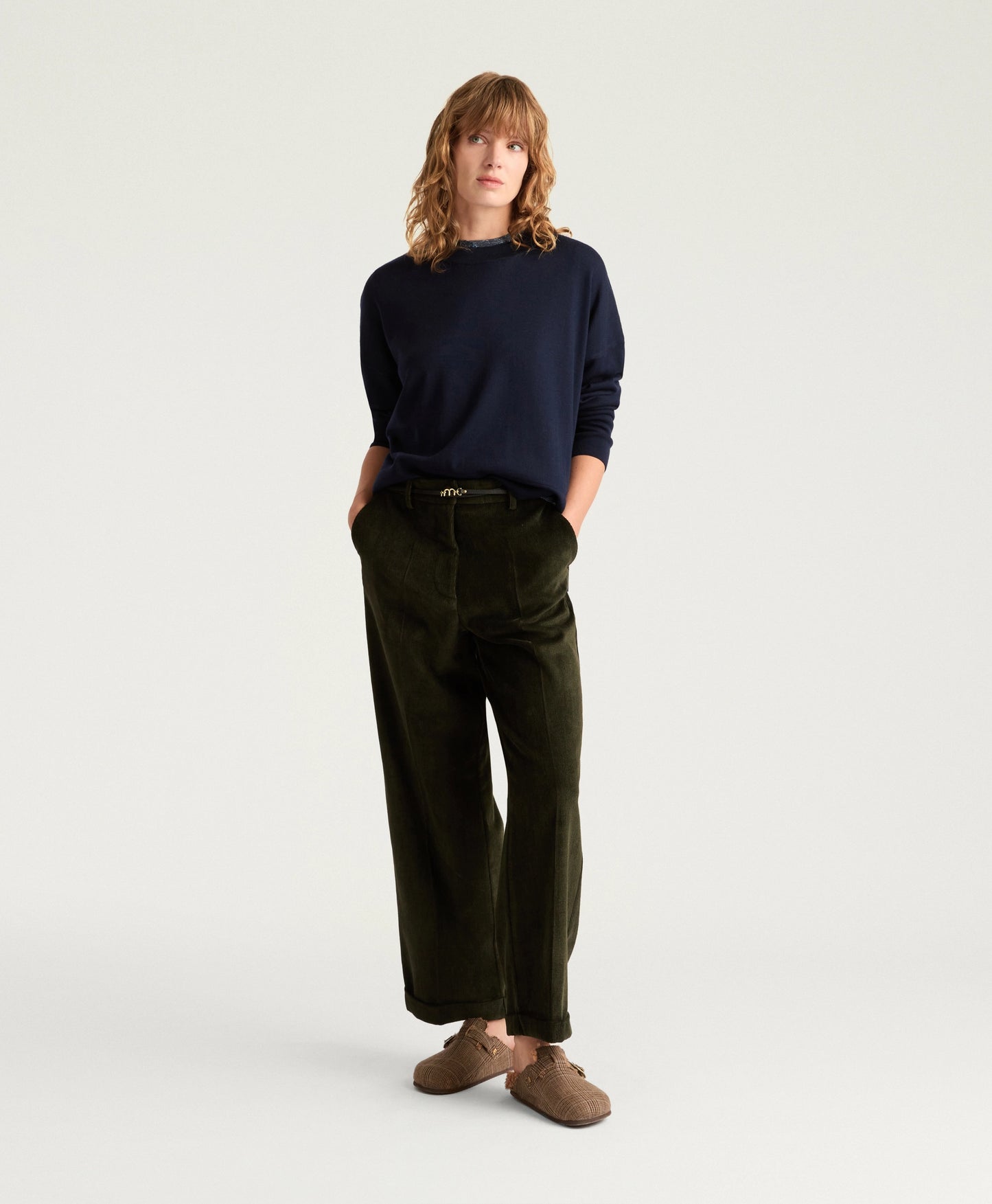 PANTALON DANGO MOMONI EN VELOURS À CÔTES STRETCH - VERT FONCÉ