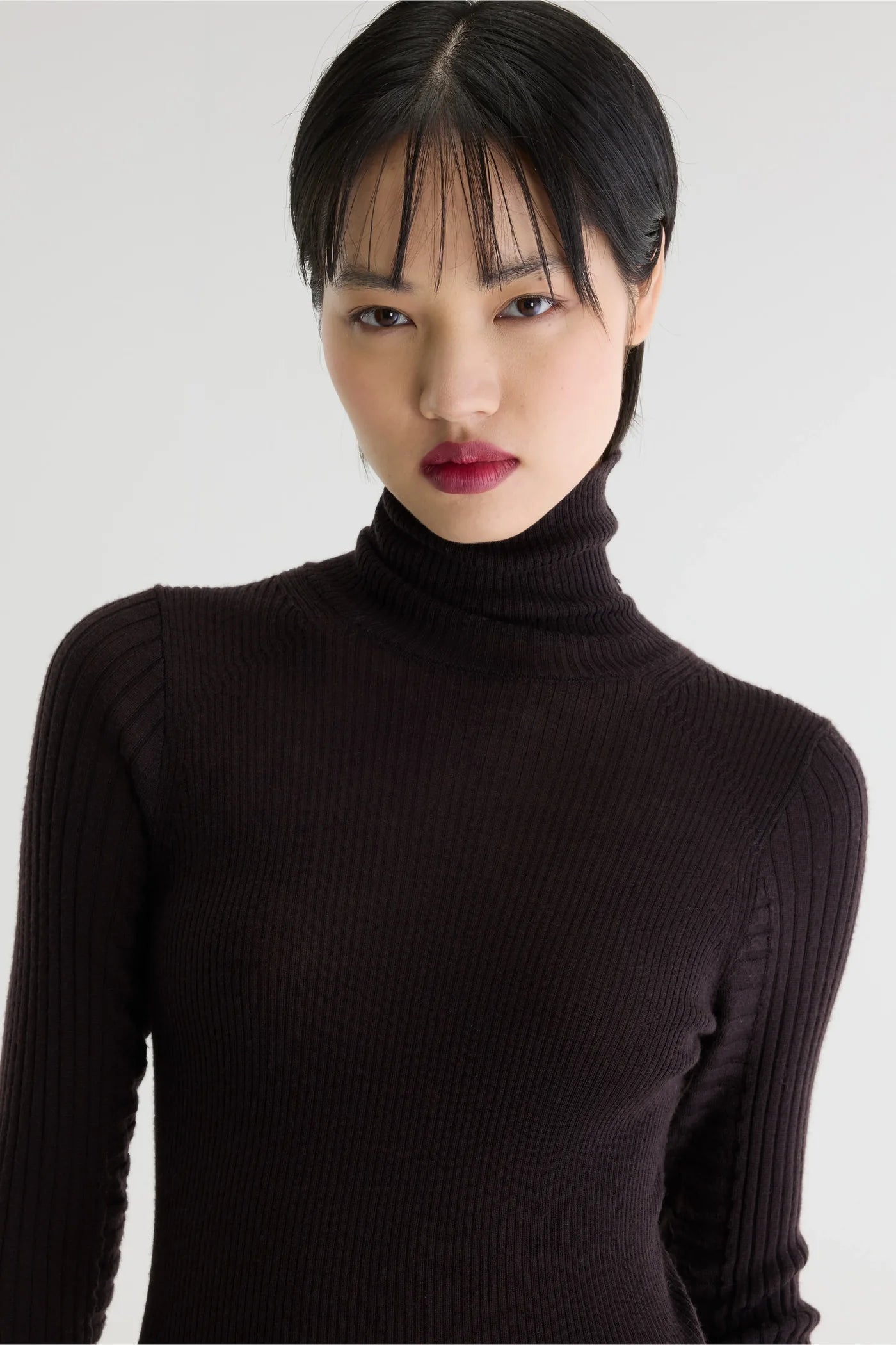 Pull col roulé Awald marron foncé – Bellerose