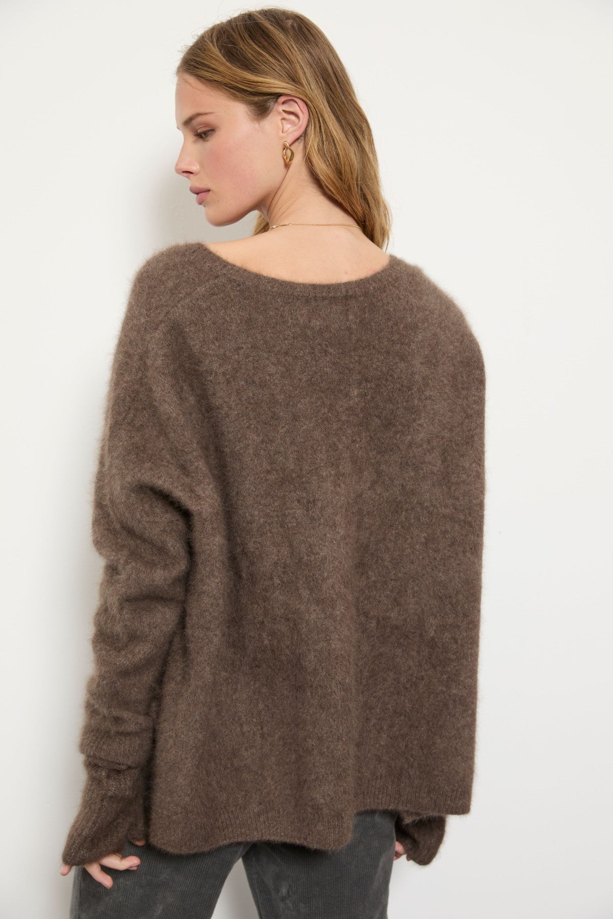 Pull Mister col V en laine Bella Jones café