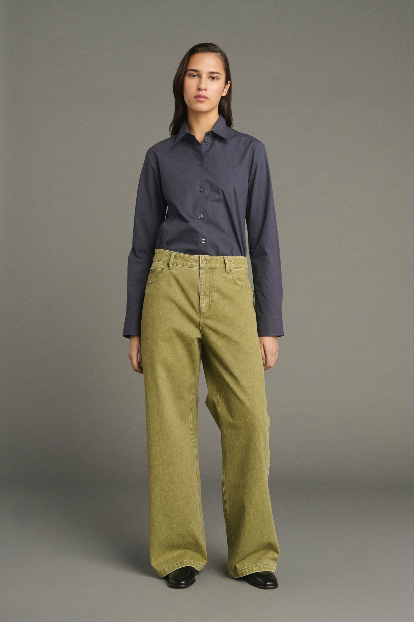 Jean Calvin Olive Washed – Soeur