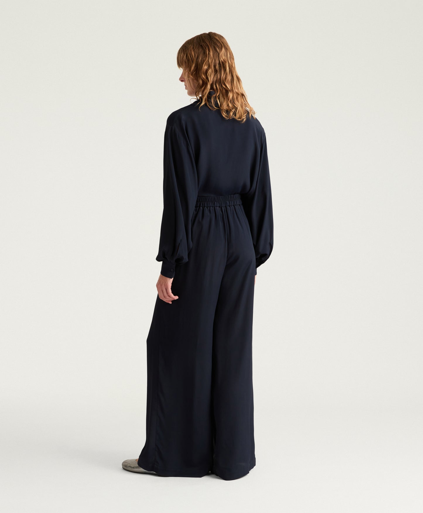 PANTALON ASPEN EN ACÉTATE/SOIE UNIE - BLEU MOMONI