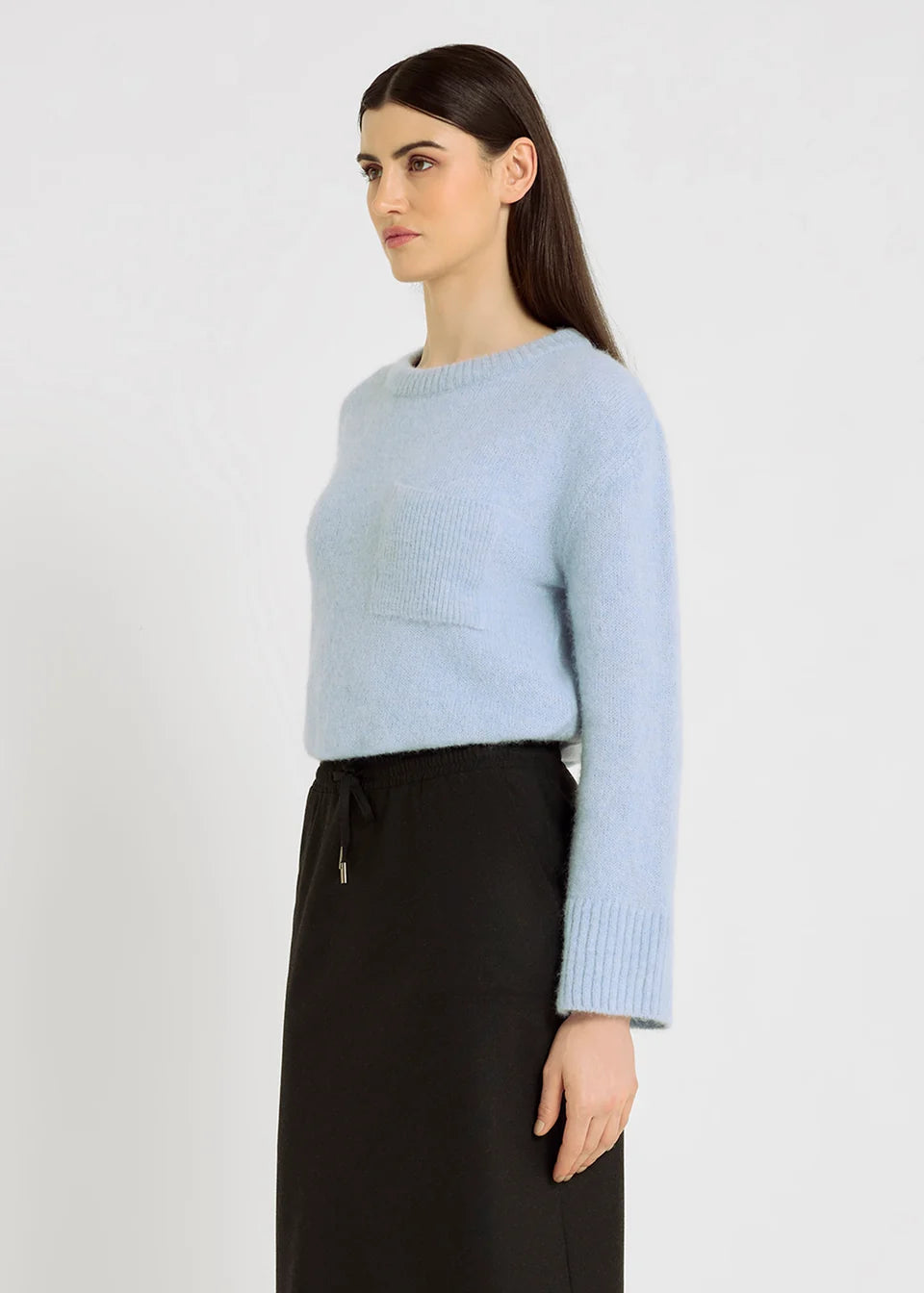 Pull femme BEN bleu ciel HANA SAN baby alpaga vue trois-quarts