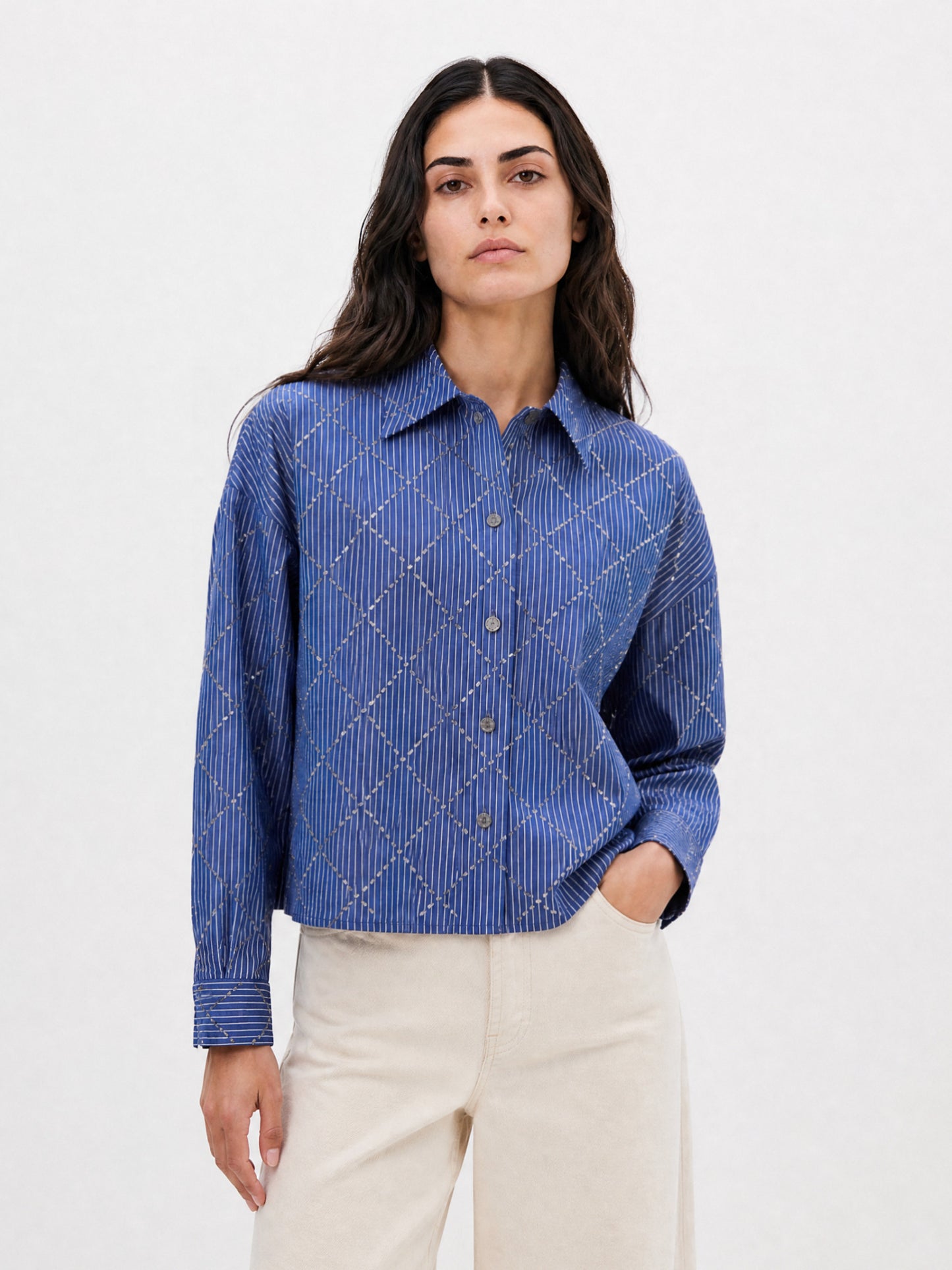 Chemise Charm rayée bleue à strass – Berenice