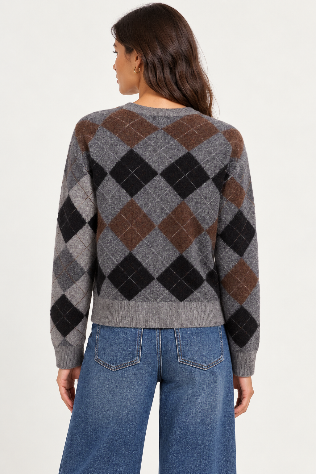 Gilet MERIDA Berenice porté de dos avec motif jacquard à losanges
