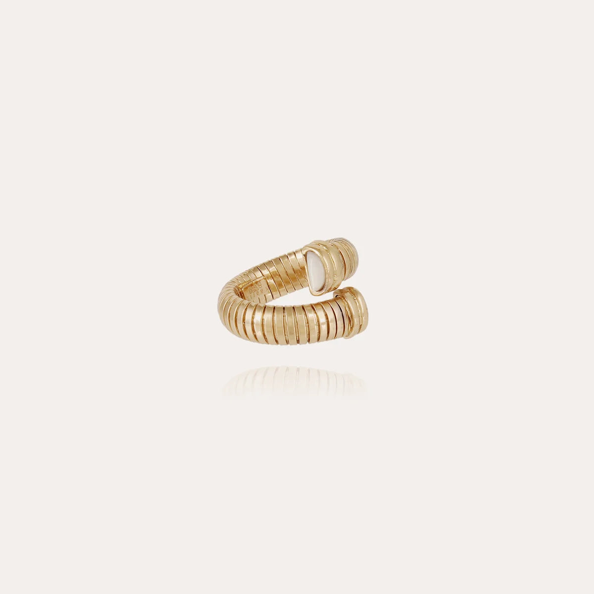 Bague Antigone dorée - Nacre blanche GAS Bijoux