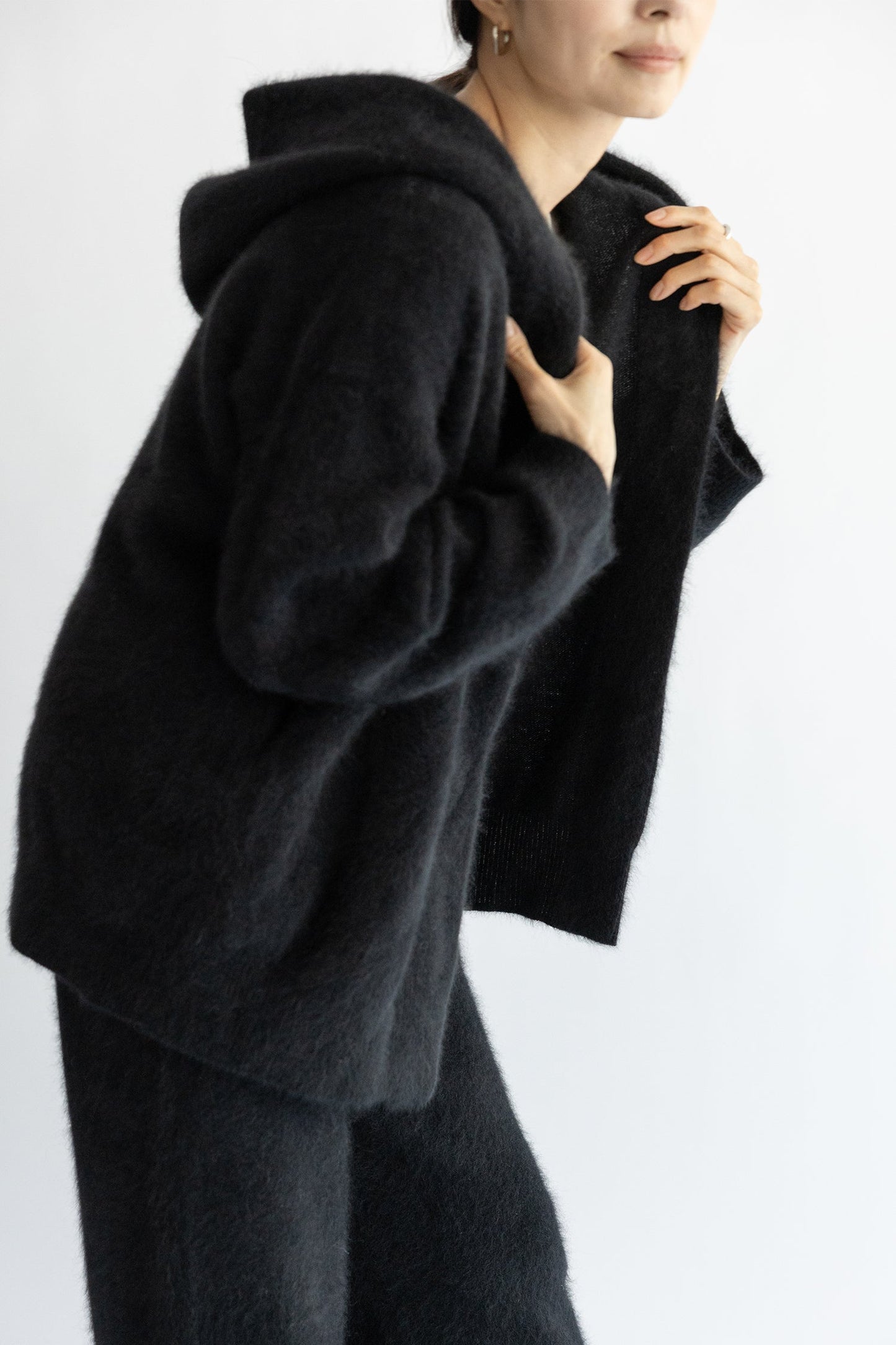 Cardigan à capuche en laine de raton laveur & renard CT Plage Noir