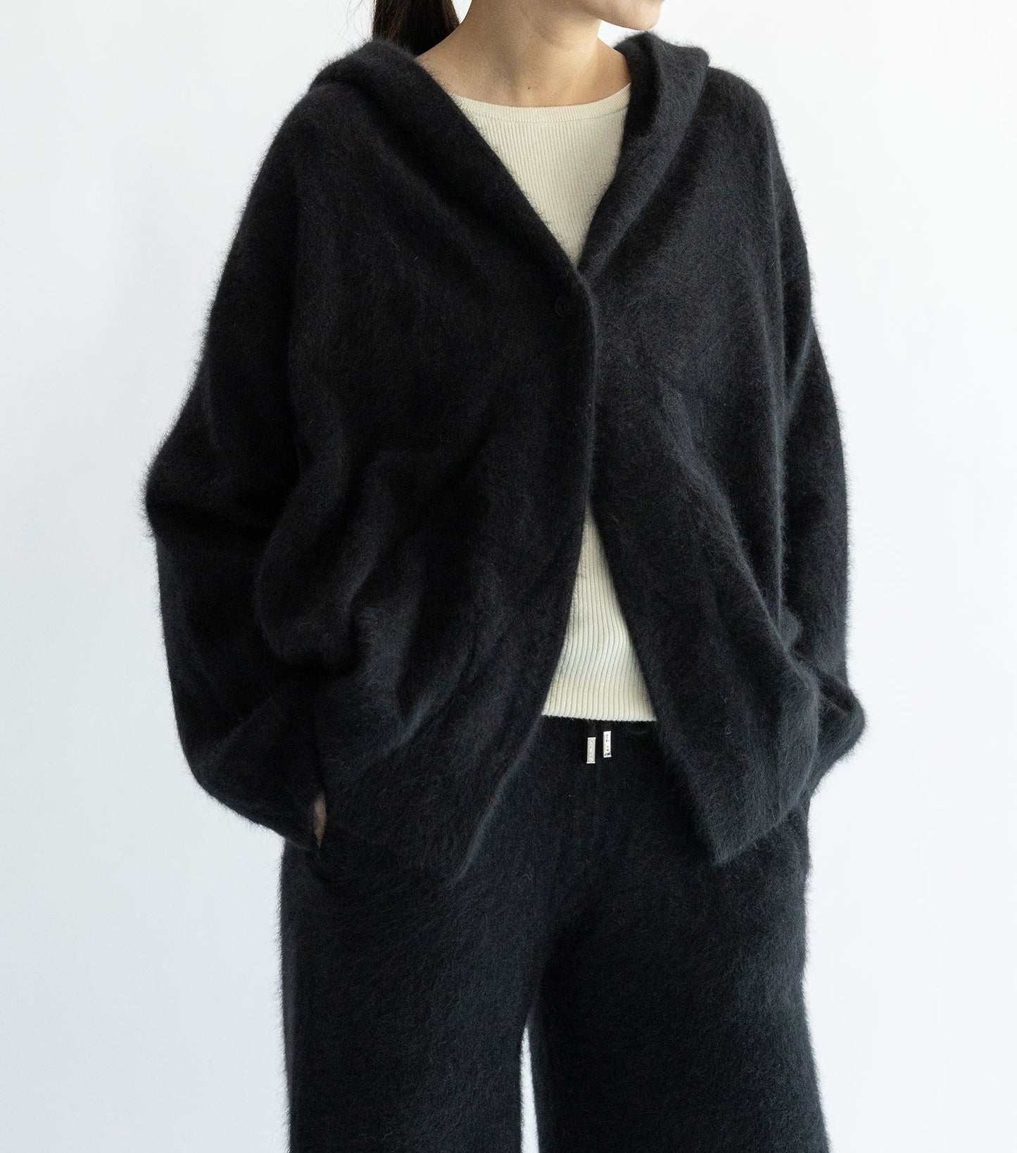 Cardigan à capuche en laine de raton laveur & renard CT Plage Noir