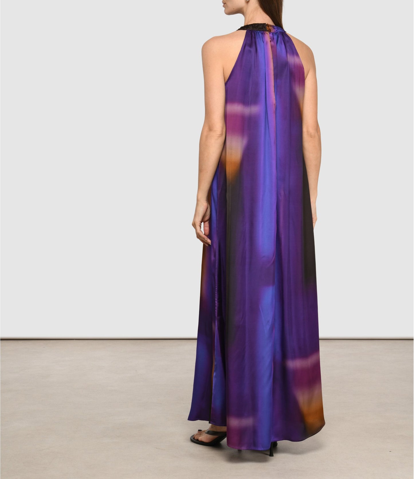 ROBE YUCA MOMONI